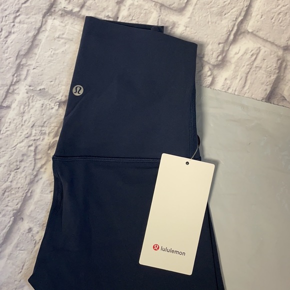 NWT LULULEMON TRUE Navy Blue ALIGN BIKE SHORTS  SUPER HIGH RISE  6” Size 4 - Picture 10 of 10